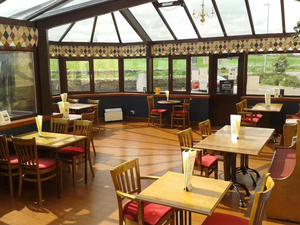 ثورسو The Weigh Inn Lodges المظهر الخارجي الصورة